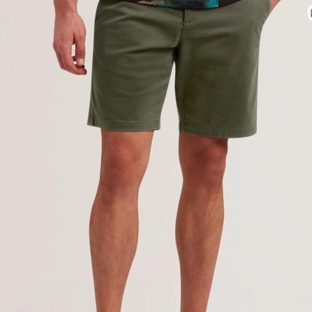 Ted Baker Dark Green Shorts Chino Casual Designer Shorts Mens 32 R